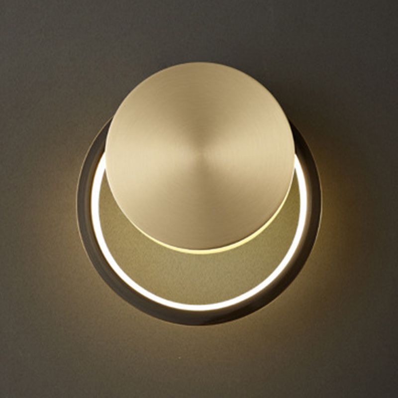 Metal Round Shape Wall Lighting Modern Style 1 Light Wall Mounted Light Fixture