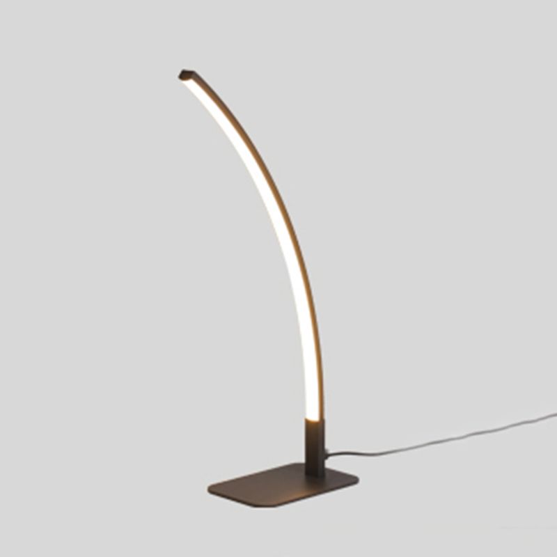 Lampade da tavolo lineari lampade da tavolo da notte in metallo contemporaneo con tonalità acrilica per sala da studio