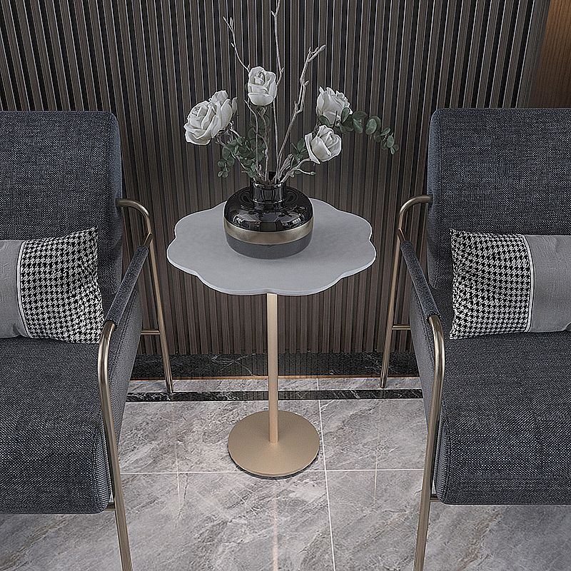 24.4"Tall Mental Pedestal Side Table Black/white/grey Naturally Shaped Top End Table