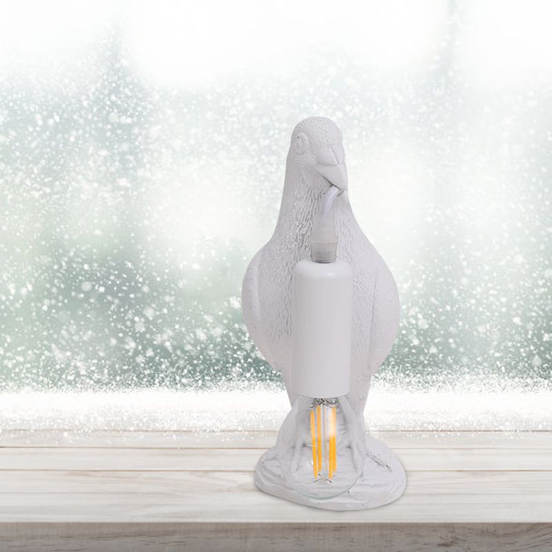 Nordic Style Bird Shaped Desk Light 1 Light Resin Night Table Lamp in White/Black for Bedroom