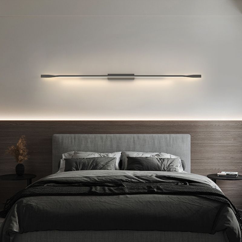 Linear Shape Metal Wall Light Modern Style Multi Lights Wall Mounted Light in Black