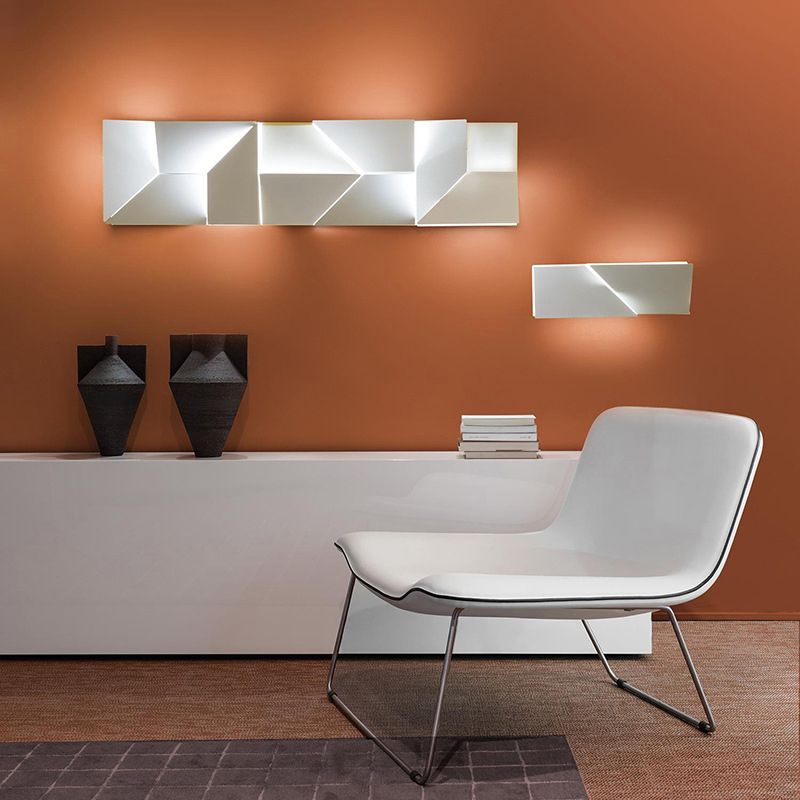 Modern Rectangle LED Wall Mount in Mate White Finish Geometric Wall Lighting