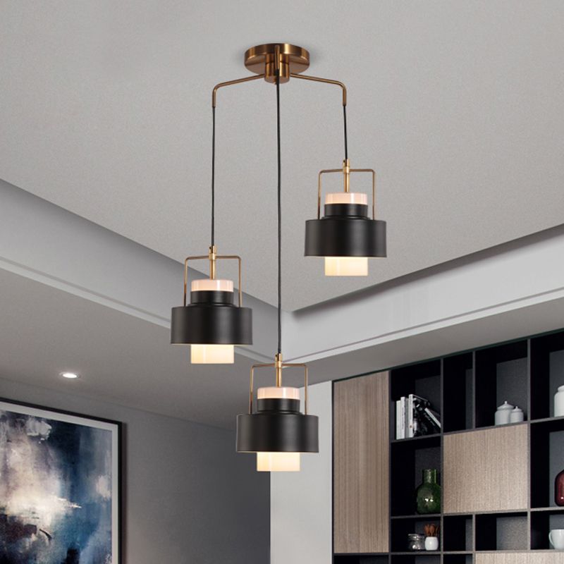 Lampe de suspension de suspension finale noire moderniste en métal en métal en forme de tambour