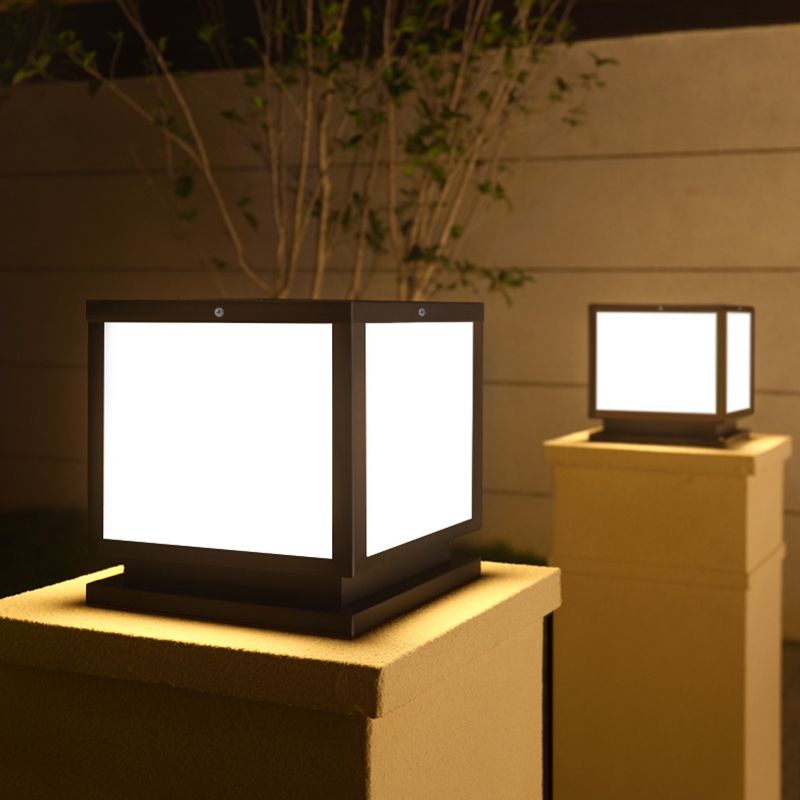 Modern Geometric LED Solar Lighting Fixture with Acrylic Shade for Garden