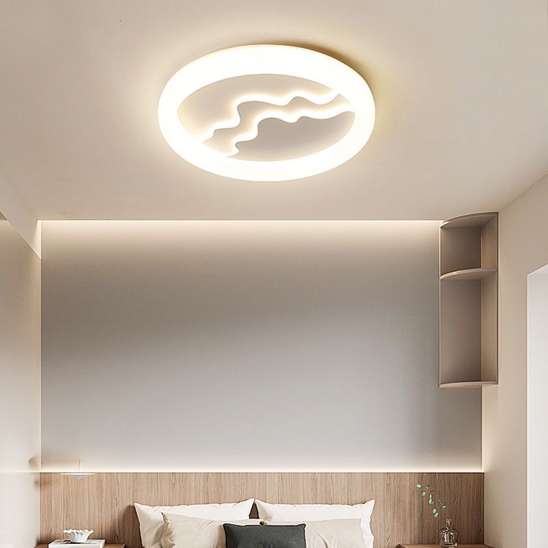 Minimalist LED Flush Mount Acrylic Round Ceiling Flush in White Finish