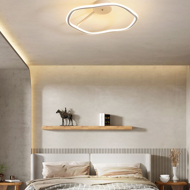 Metal Minimalism 1-Light Flush Mount Lamp Linear Flush Ceiling Light for Bedroom