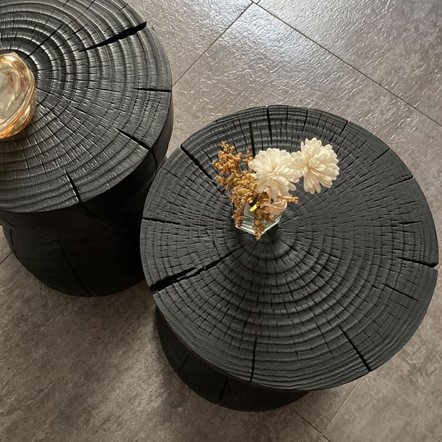 Scandinavian Round Solid Wood Top Side Table 16.5-inch Pedestal End Table