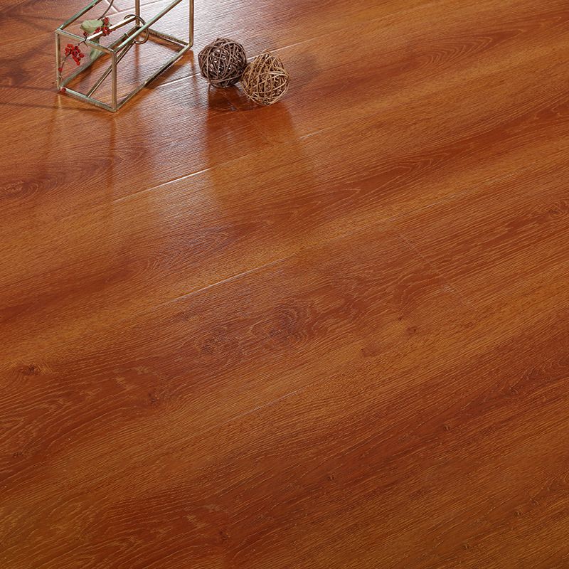 Maple Modern Laminate Flooring Click Lock Stain Resistant Laminate Plank Flooring