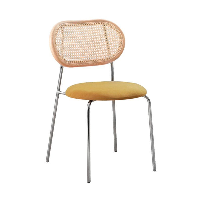 Sillas de comedor de estilo moderno, silla con respaldo abierto lateral sin brazos y patas de metal para cocina