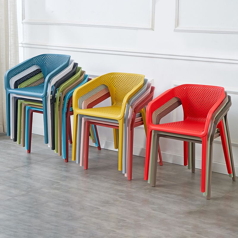 Chaise de salle à manger en plastique de style moderne chaise de salle à manger pour salle à manger
