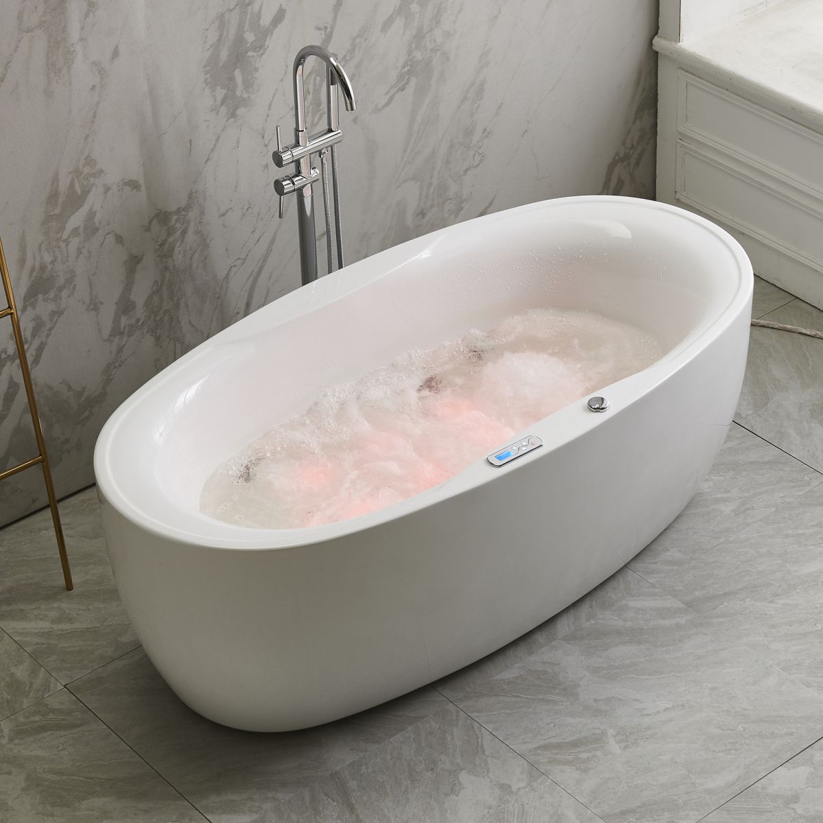Modern Oval Acrylic Bathtub Hotel Freestanding Bath Tub in White