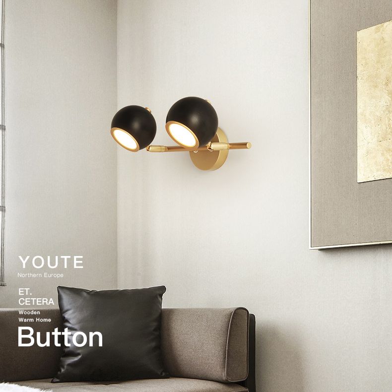 Globe Vanity Wall Sconce Nordic Minimalist Style Metal Vanity Lampe