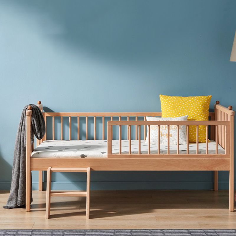 Traditional Wooden Baby Crib Solid Color Arched Crib with Guardrail