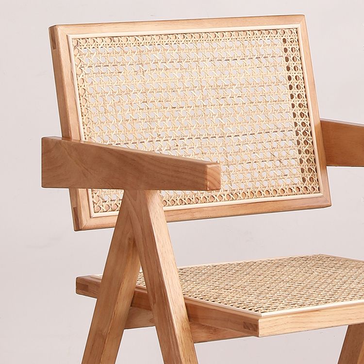 Chaise de salle à manger en bois moderne, bras de chaise en rotin pour utilisation au Restaurant