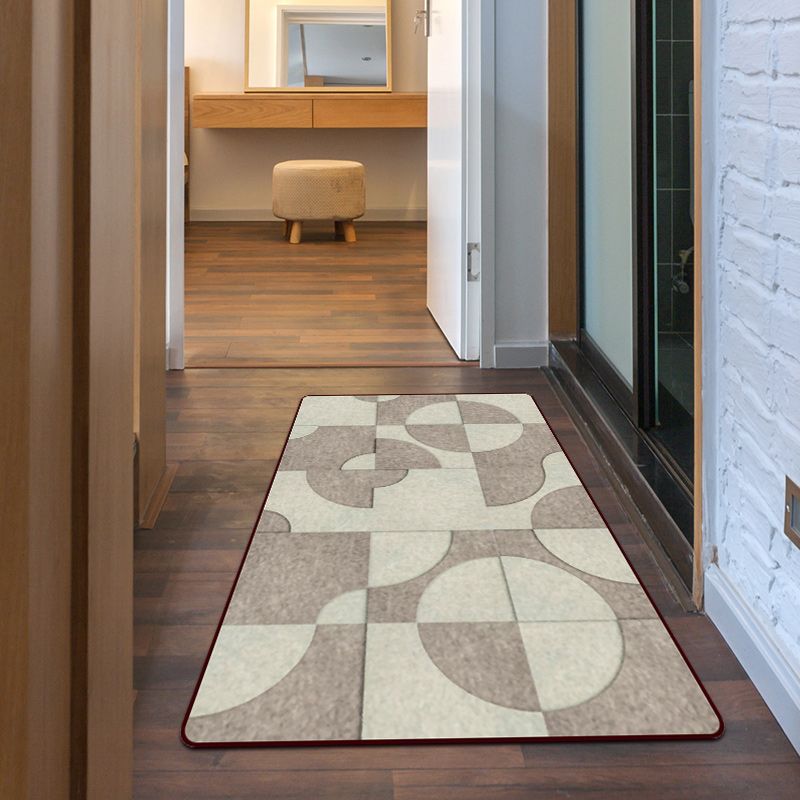 Brown Bedroom Rug Modern Color Block Circle Pattern Area Rug Polyester 
Machine Washable Carpet