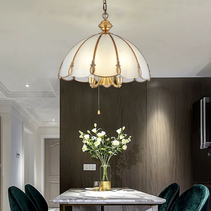 Opalglas überbackener Deckenbeleuchtung Minimalismus 5 Lampen Esszimmer Kronleuchter Leuchte in Gold