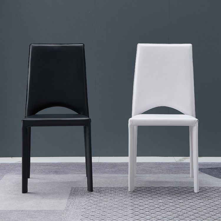 Chaise de salle à manger de cuisine de style contemporain chaise sans bras empilable avec des jambes en métal