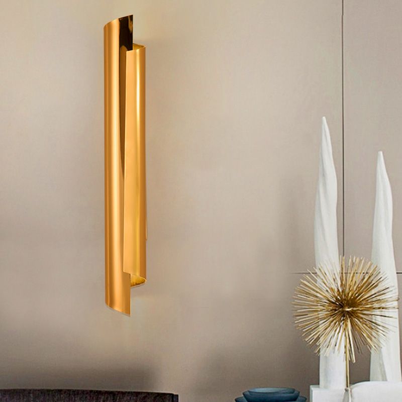 Lámpara de pared curva de pared Simplicidad posmoderna Lámpara de montaje de pared de acero inoxidable para sala de estar