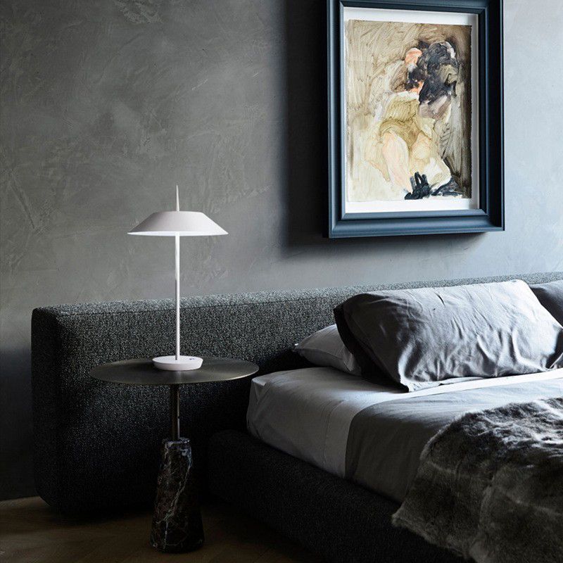 Moderner Stil Geometrischer Nachttischlampe Metall 1 Lichttischlampe