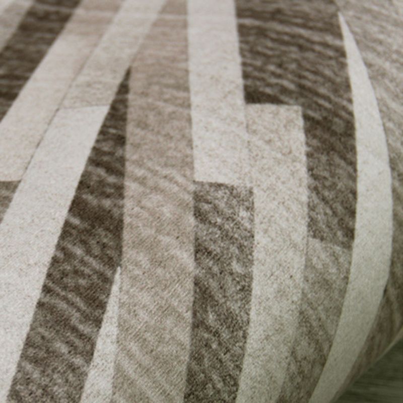 Brown Modern Rug Polyester Graphic Rug Washable Rug for Home Decoration