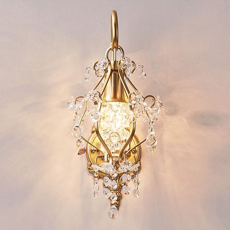 Unique Shape Metal Mirror Wall Light Modern Style 1 Light Mirror Wall Light Sconce in Gold