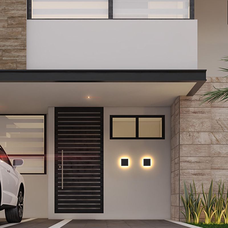 6 "Höhe Einfachheit Metall Wandleuchte moderner Stil Geometrischer Terrasse Gang Leuchte in gefrostetem Schwarz