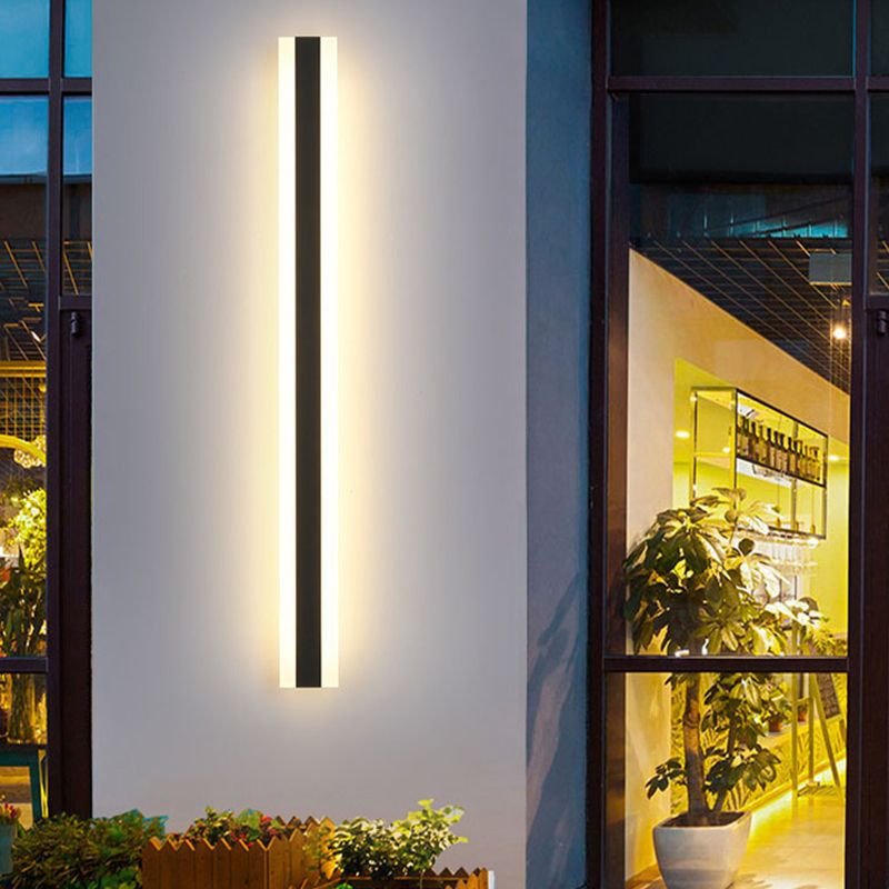 Modern Style Wall Lamp LED Waterproof Wall Mount Lamp with Acrylic Shade for Garden