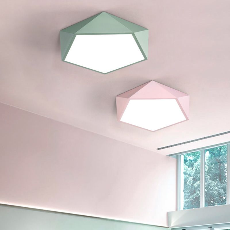 Plafonnier encastré pentagone nordique en métal LED pour chambre à coucher