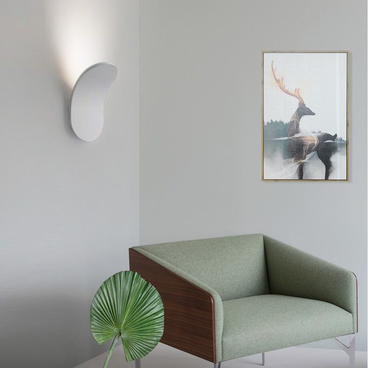 Metal LED Wall Lamp in Modern Creative Style Geometric Wall Light for Bedroom