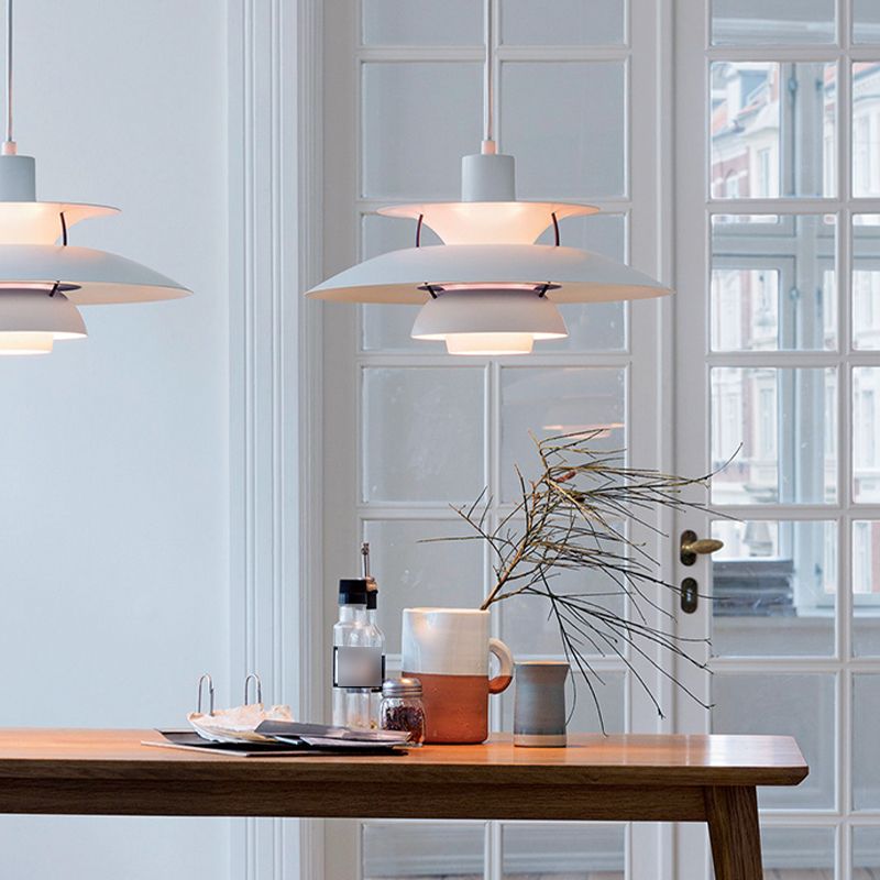 Nordic Style Hanging Light Colorful Metal Shade Pendent Lighting Fixture for Sitting Room