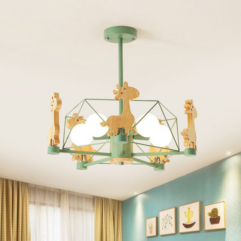 Macaron Cagd Sospension Light Metallic 6 Heads Kids Camera da letto Lumo lampadario con decorazione di cervi in ​​legno