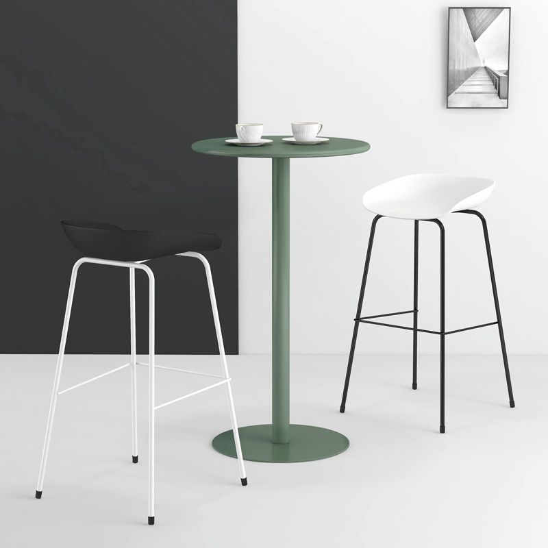 Contemporary Style Bar-stool Plastic Counter Bar Stool with Metal Legs for Kitchen