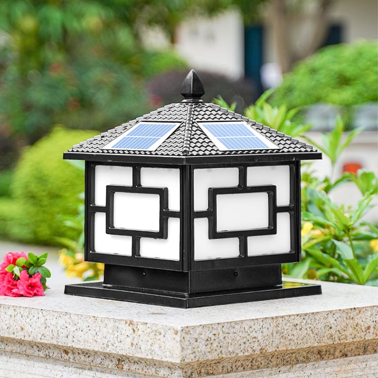 Modern Pillar Light Simple LED Solar Lighting Fixture for Garden