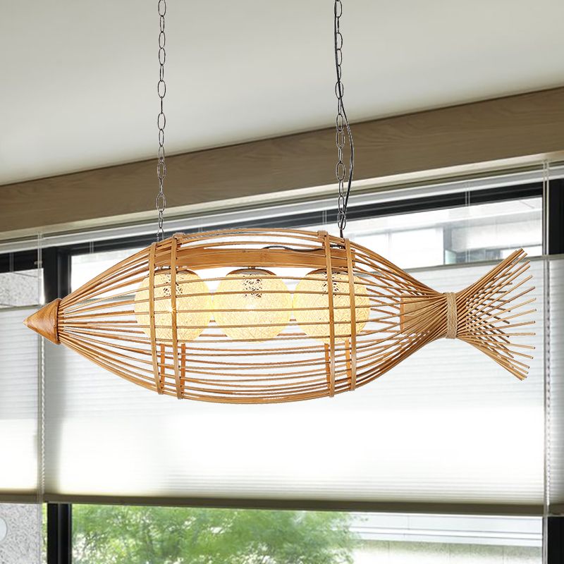 Éclairage de lustre en forme de poisson en bambou Style asiatique 39 "/ 57" W 3 bulbes beige suspendu avec une teinte à balle de rotin intérieure