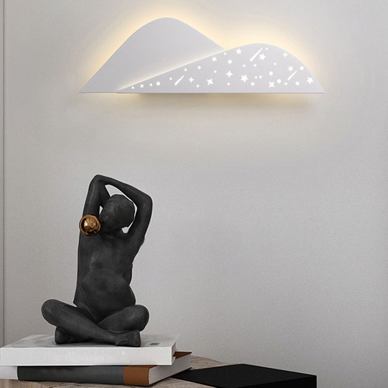 Modern Metal Wall Sconce Geometric Shape Wall Light with Acrylic Shade for Bedroom