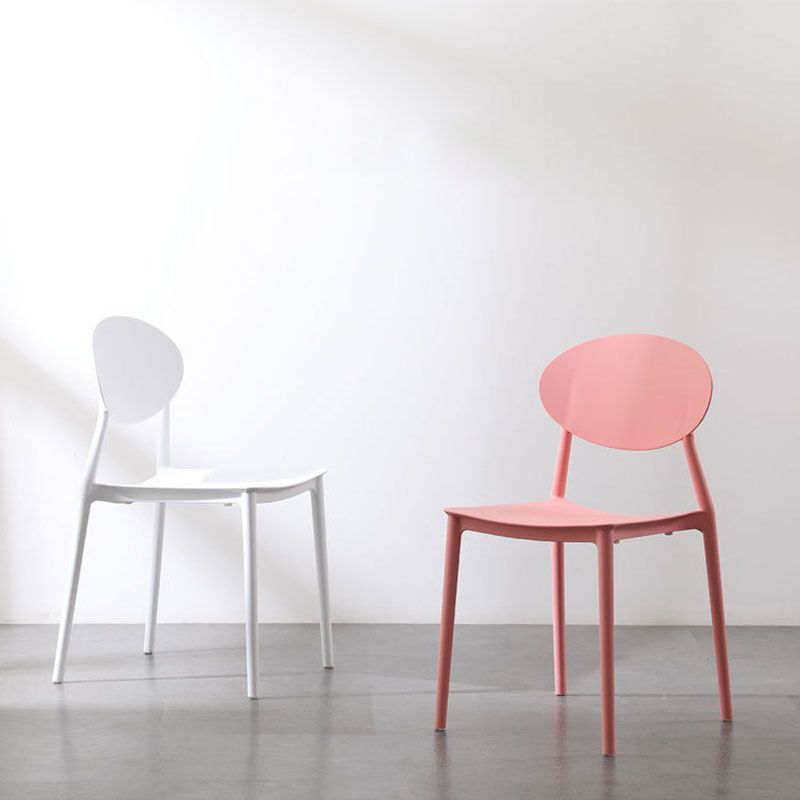 Silla contemporánea con respaldo abierto, silla lateral sin brazos con patas de plástico