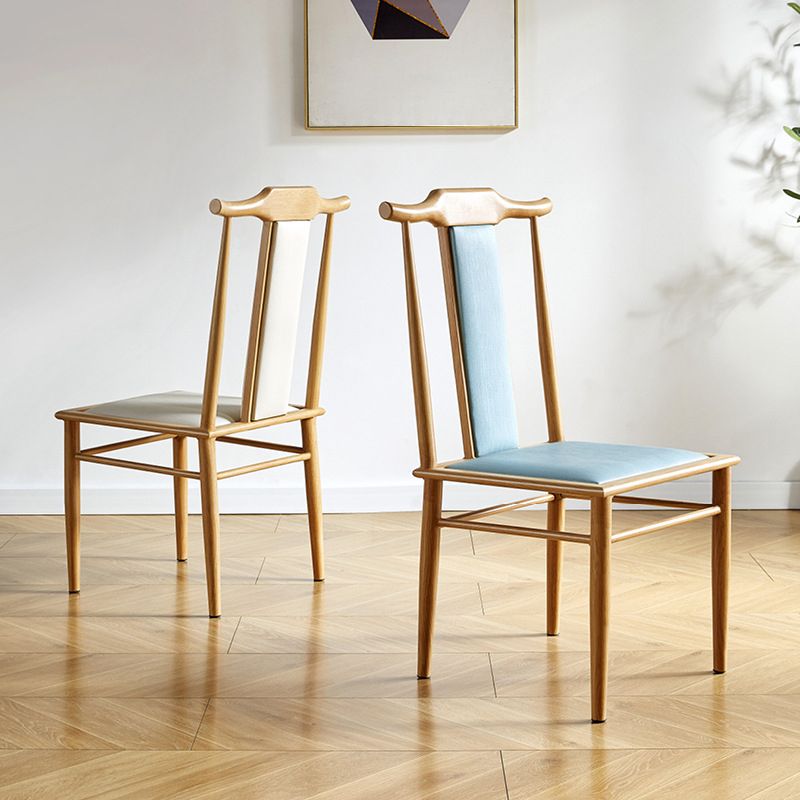 Silla de comedor de metal moderno Silla de comedor de cuero con respaldo alto para uso en restaurantes
