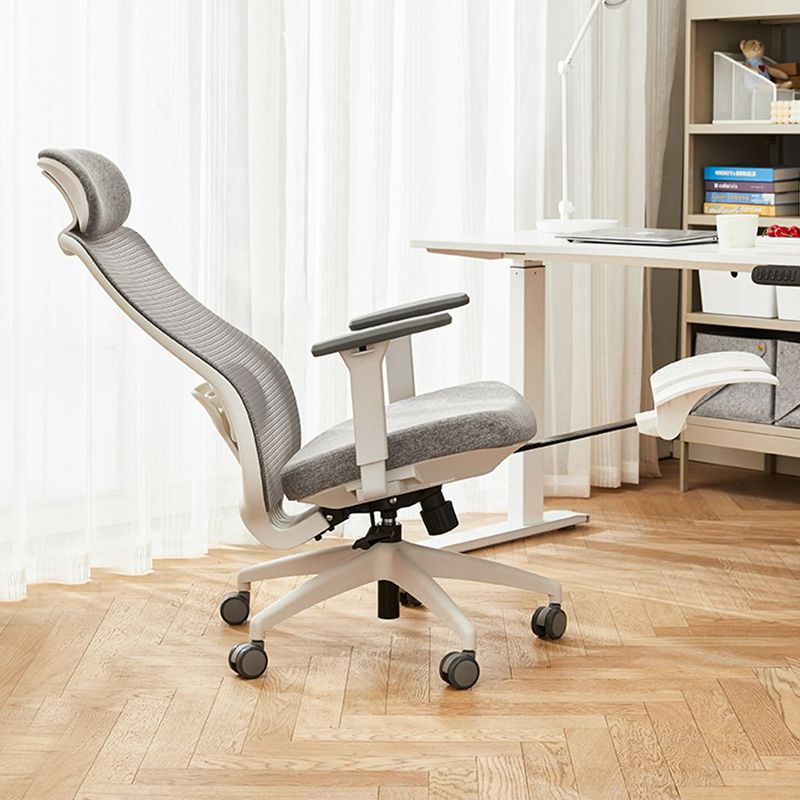 Modern Removable Arms Office Chair Tilt Mechanism Ergonomic Desk Chair with Wheels