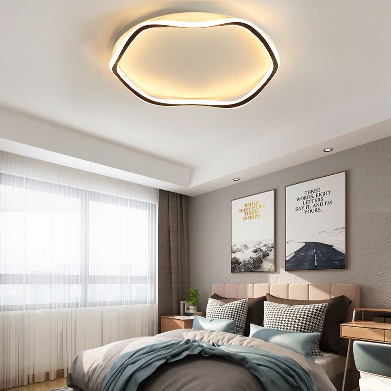 Minimalism Metal LED Ceiling Mounted Light Circle 1-Light Flush Light for Bedroom