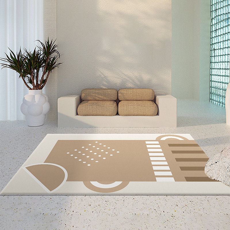 Dark Brown Casual Rug Polyester Color Piece Rug Stain Resistant Rug for Living Room