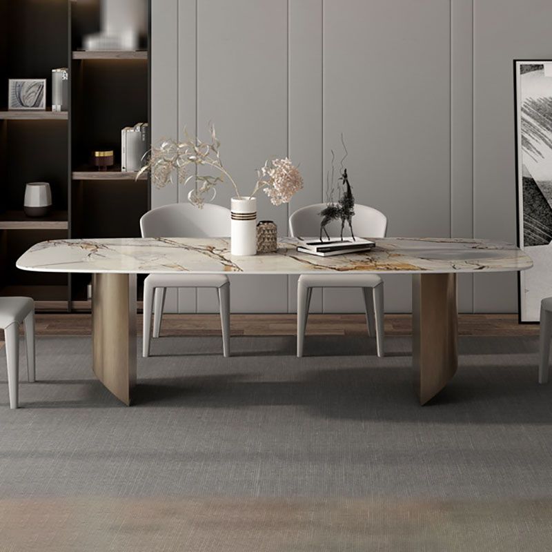 Table à manger traditionnelle de luxe en pierre avec base luge