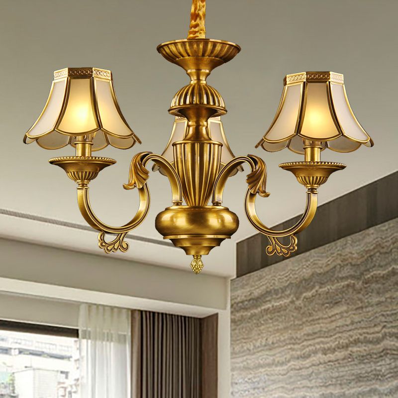 3/8 lichten Suspensie Verlichtingskoloniale Flared Frosted Glass Kroonluchter Hanglamp in goud