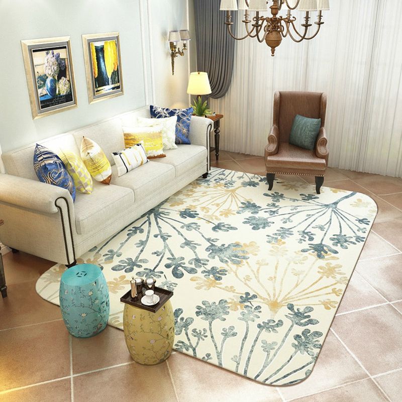 Modern Leaf Pattern Rug Green and Beige Polyester Rug Washable Pet Friendly Non-Slip Area Rug for Living Room