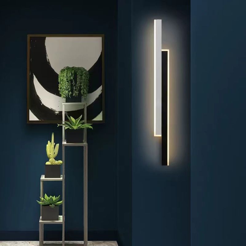 Metal Linear Shape Wall Light Modern 2-Lights Wall Mounted Light Fixture in Black