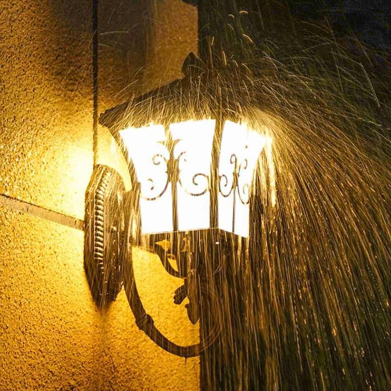 Froosted Glass gebogen lantaarnsconcurs traditioneel terras klein/grote zonne -led wandlamp in zwart/messing