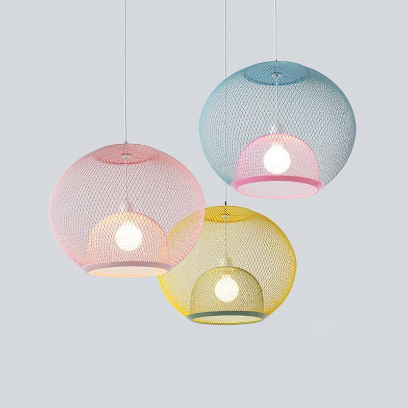 Éclairage à mailles de fil de fer Light Macaron Style 1 Hier Globe Suspension Lumière
