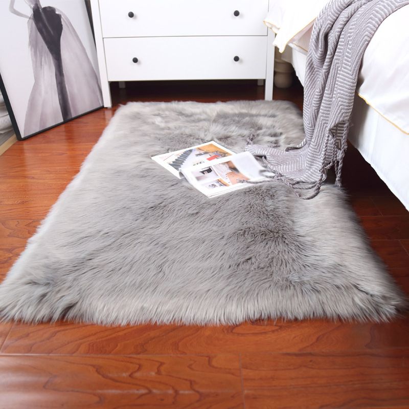Contemporary Home Decoration Rug Plain Shag Indoor Carpet Polyester Stain Resistant Area Rug