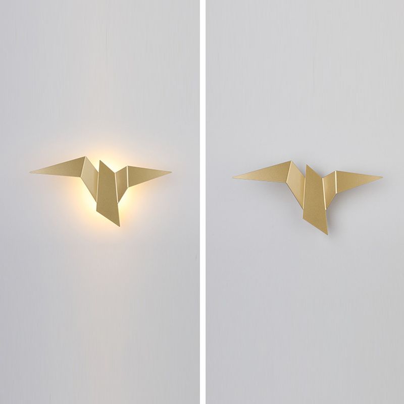 Flying Birds Creative Shaped LED Wall Sconces Post-modern Style Minimalism Metal Wall Light for Bedroom Living Room