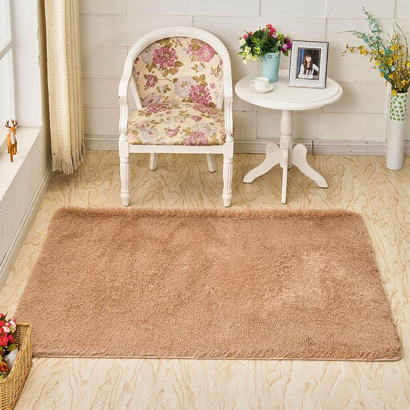 Lässiger, einfarbiger Teppich, mehrfarbiger Teppich aus Polypropylen, haustierfreundlich, pflegeleichter Innenteppich für das Wohnzimmer