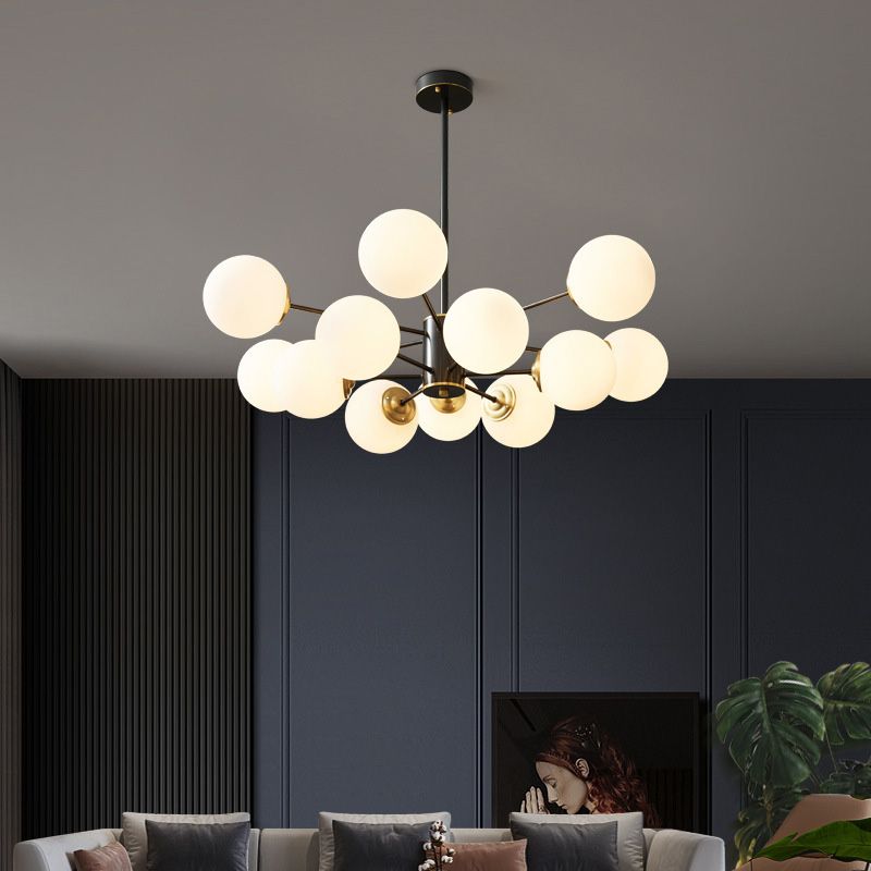 Lampada il lampadario in vetro di latte industriale Globe Multi Lights Lampadina Hanging Light